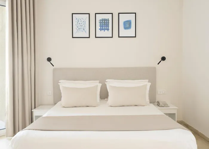 Houda Yasmine Marina & Spa